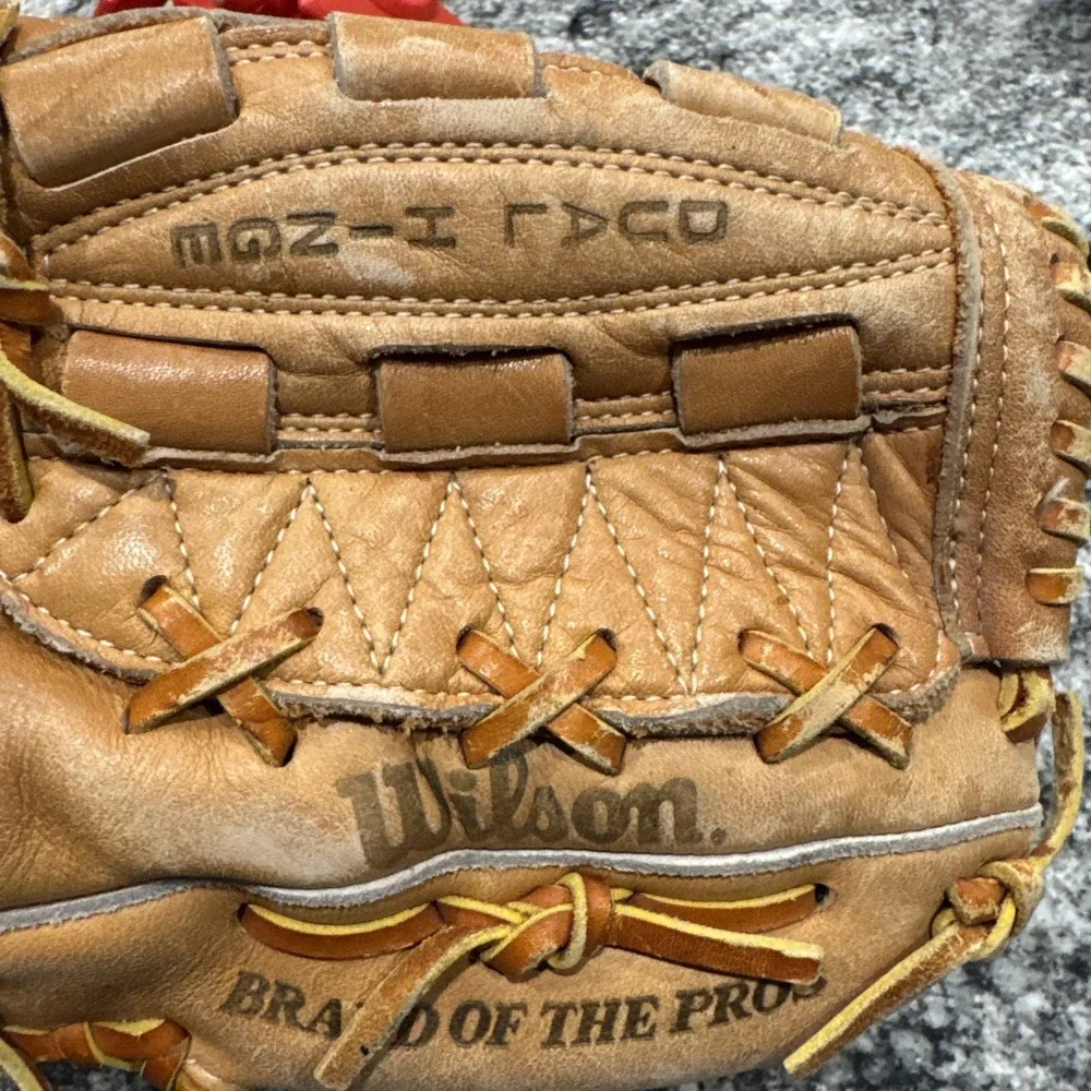 RON GUIDRY Baseball Glove WILSON A2234 Cowhide Dual Hinge Right Hand Throw RHT